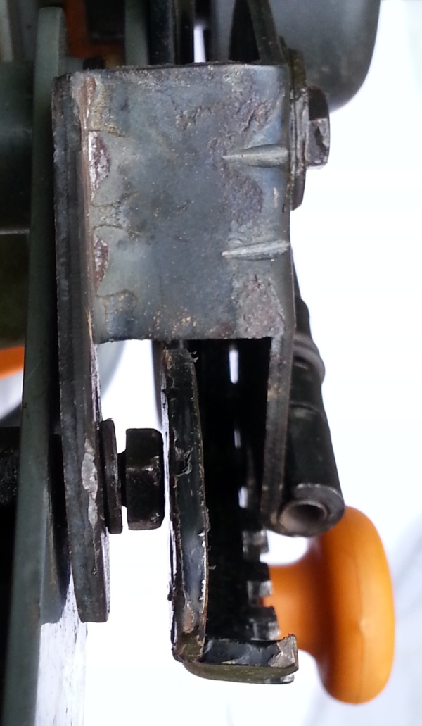 make adjuster leg parallel